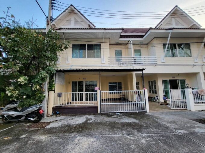 Pattaya House in Soi Korpai for Sale, Pattaya Townhouse, excellent location in the heart of Pattaya, Soi Kopai, tranquil village