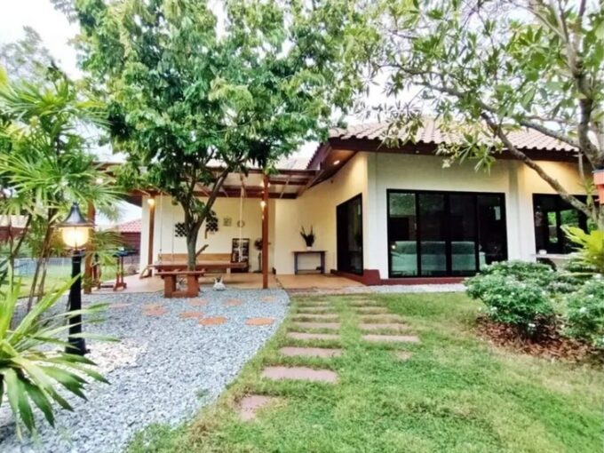 Pattaya residence situated within a premium housing development in Pattaya, encompassing an area of 135 square wah, featuring 2 bedrooms and 2 bathrooms