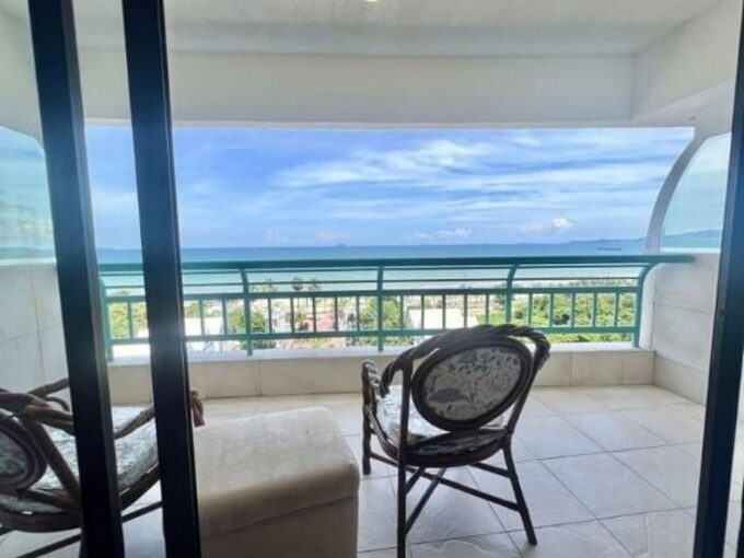 Jomtien Beachfront Condo for Sale9 | บ้านพัทยา คอนโดพัทยา ที่ดินพัทยา ขาย-ให้เช่า อสังหาริมทรัพย์ในพัทยา - Pattaya Houses, Pool Villas and Condos for sale and for rent Jomtien Beachfront Condo for Sale