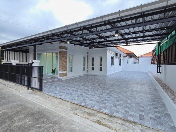 Renovated House for Sale in Soi Siam Country Club Pattaya29 | บ้านพัทยา คอนโดพัทยา ที่ดินพัทยา ขาย-ให้เช่า อสังหาริมทรัพย์ในพัทยา - Pattaya Houses, Pool Villas and Condos for sale and for rent Renovated House for Sale in Soi Siam Country Club Pattaya1