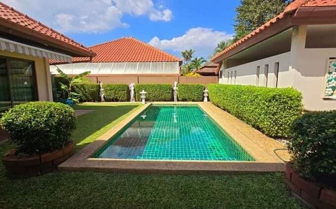 Detached House with private swimming pool for sale in Huay Yai Pattaya