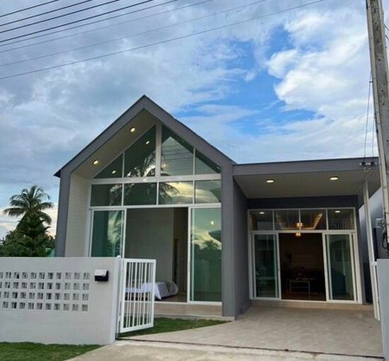 Single house in Pattaya, modern design, newly constructed, located near Mab Prachan Reservoir, measuring 50 square wah, featuring 3 bedrooms and 2 bathrooms
