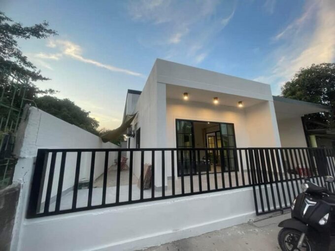Modern Style House for Sale in Soi Noenplubwan Pattaya | บ้านพัทยา คอนโดพัทยา ที่ดินพัทยา ขาย-ให้เช่า อสังหาริมทรัพย์ในพัทยา - Pattaya Houses, Pool Villas and Condos for sale and for rent Modern Style House for Sale in Soi Noenplubwan Pattaya