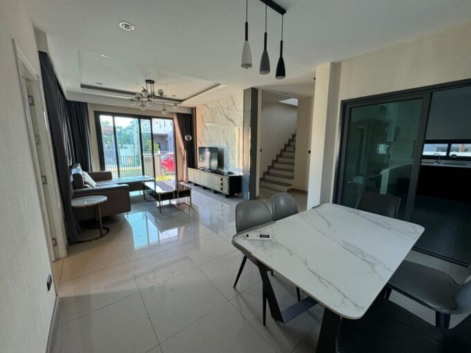 Patta Define House Pattaya for Sale7 | บ้านพัทยา คอนโดพัทยา ที่ดินพัทยา ขาย-ให้เช่า อสังหาริมทรัพย์ในพัทยา - Pattaya Houses, Pool Villas and Condos for sale and for rent Patta Define Village House Pattaya for Sale