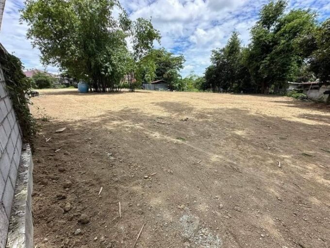 ที่ดินพัทยาราคาถูก ที่ดินพัทยาติดถนน 2ฝั่ง ที่ดินซอยเขามะกอกพัทยา 195ตารางวา