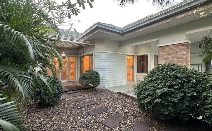 House in Pattaya close to Regent International School | บ้านพัทยา คอนโดพัทยา ที่ดินพัทยา ขาย-ให้เช่า อสังหาริมทรัพย์ในพัทยา - Pattaya Houses, Pool Villas and Condos for sale and for rent House in Pattaya close to Regent International School