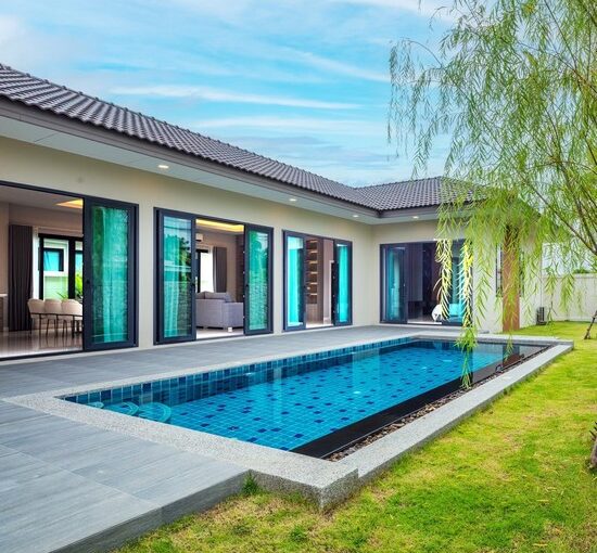 New Modern Pool VIlla for Sale in Pattaya