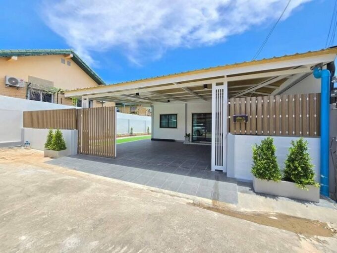 บ้านเดี่ยวรีโนเวทใหม่ซอยเนินพลับหวานพัทยา22 | บ้านพัทยา คอนโดพัทยา ที่ดินพัทยา ขาย-ให้เช่า อสังหาริมทรัพย์ในพัทยา - Pattaya Houses, Pool Villas and Condos for sale and for rent บ้านเดี่ยวรีโนเวทใหม่ซอยเนินพลับหวานพัทยา