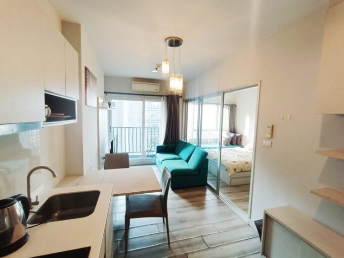 เซ็นทริคซีคอนโดมิเนี่ยม ชื่อต่างชาติ ขายต่ำกว่าราคาตลาด 1ห้องนอน 1ห้องน้ำ