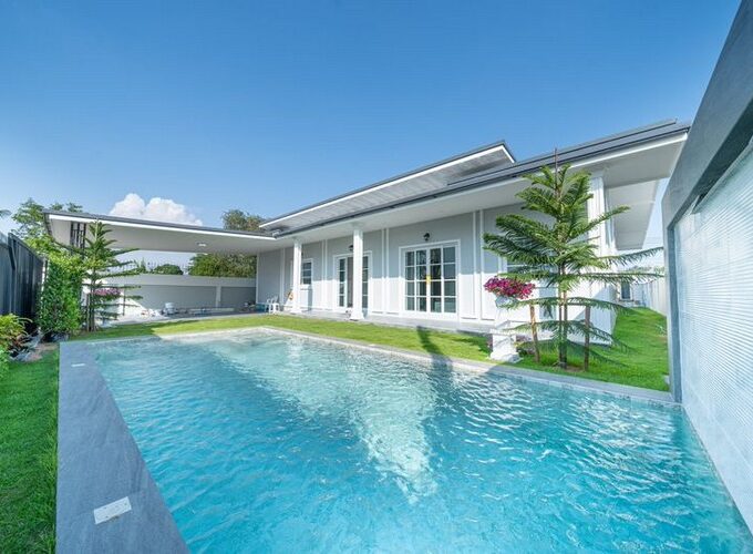 Pool Villa in a Village in Pattaya for Sale