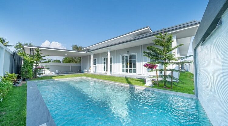 Pool Villa in a Village in Pattaya for Sale