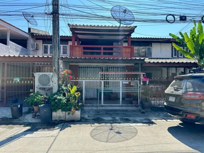 ทาวน์เฮาส์ฝั่งทะเลพัทยาใกล้ตลาดเทพประสิทธิ์