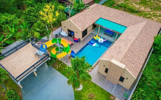 Pool Villa in Chakngaw Pattaya for Sale