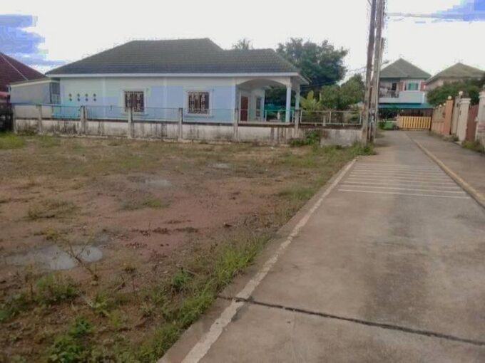 ที่ดินพัทยาก่อนข้ามทางรถไฟ ทำเลทอง ใกล้ตลาดน้ำ 4ภาค