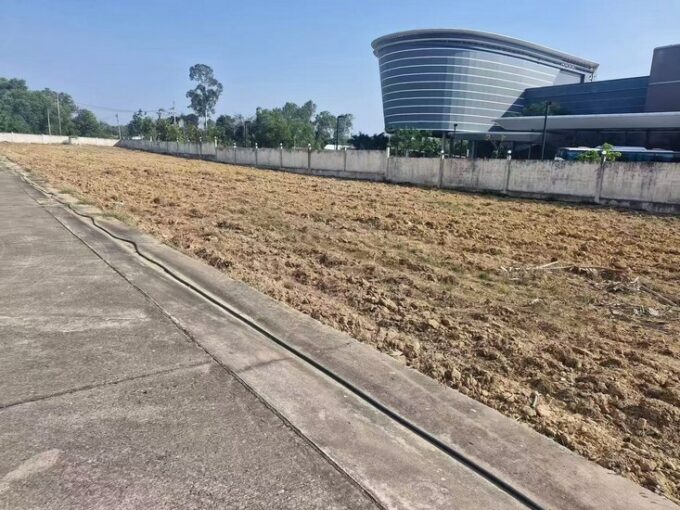 ที่ดินห้วยใหญ่พัทยาใกล้สนามกอล์ฟฟีนิกซ์