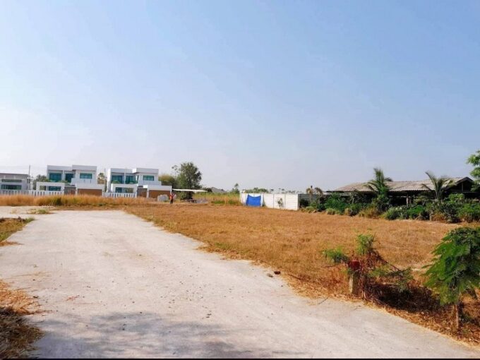 ที่ดินแบ่งล็อคขายทุ่งกลมตาลหมัน ห้วยใหญ่พัทยา