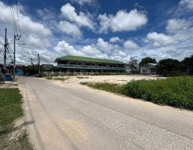 ที่ดินทำเลทองฝั่งทะเลจอมเทียนพัทยา ใกล้ทะเลมาก ขนาด 104 ตารางวา