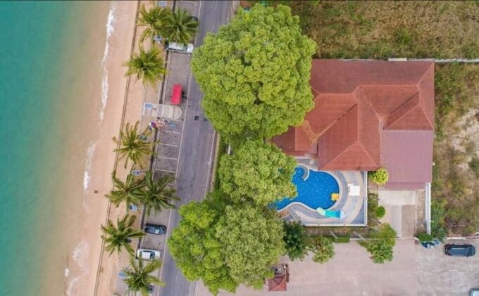 บ้านติดทะเล บ้านริมทะเล บ้านติดชายหาด บ้านพูลวิลล่าติดทะเล 5ห้องนอน 5ห้องน้ำ เนื้อที่กว่า 3งาน