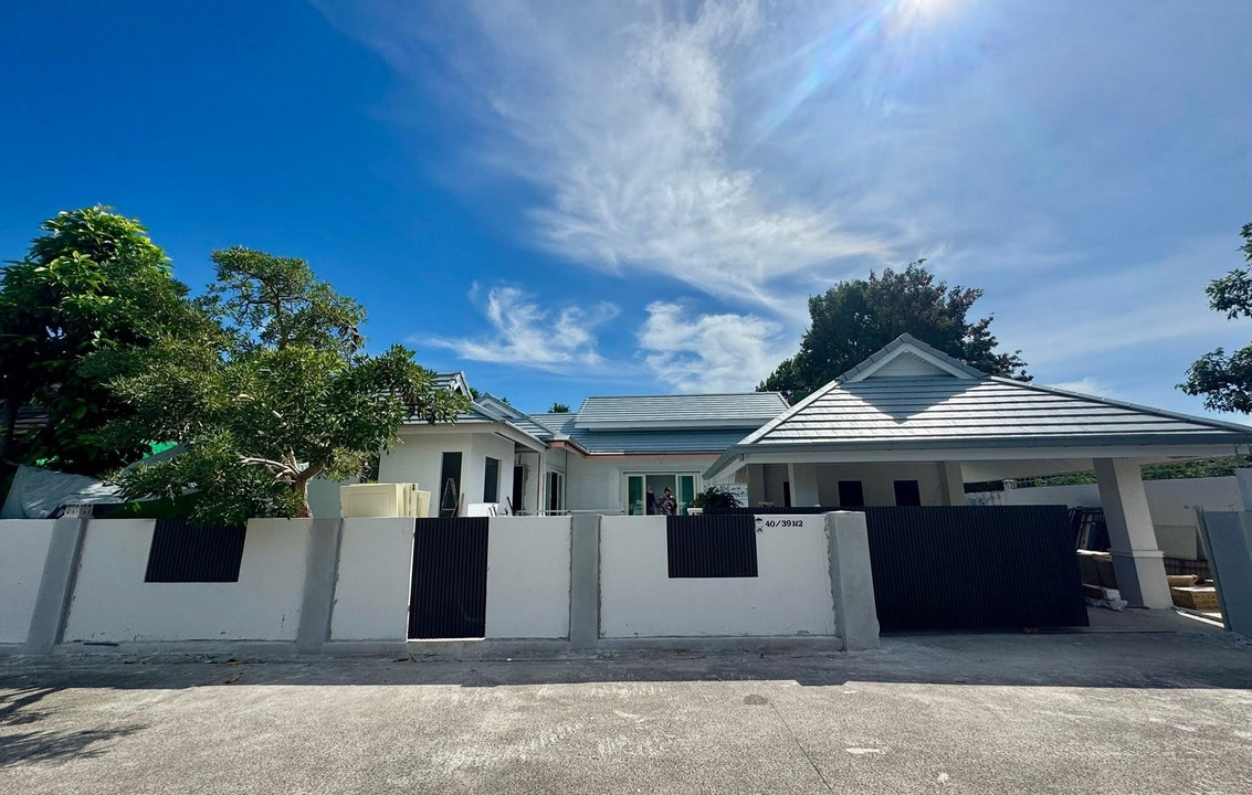 Large Pool Villa in Soi Siam Country Club Pattaya