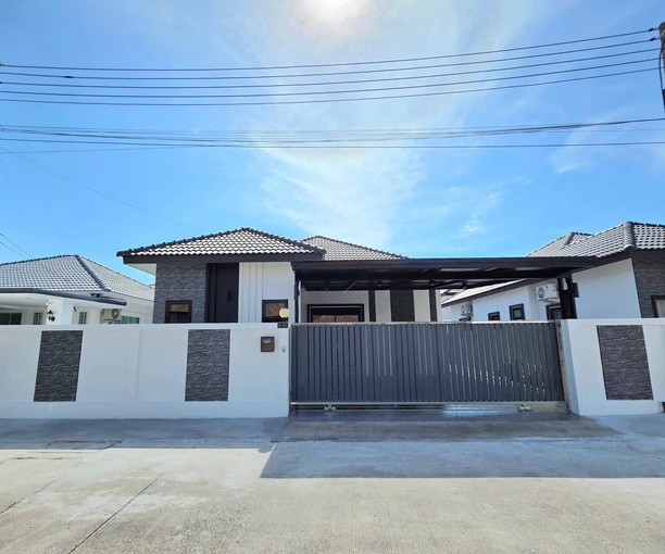 New Modern Single Storey House in Soi Siam Country Club Pattaya