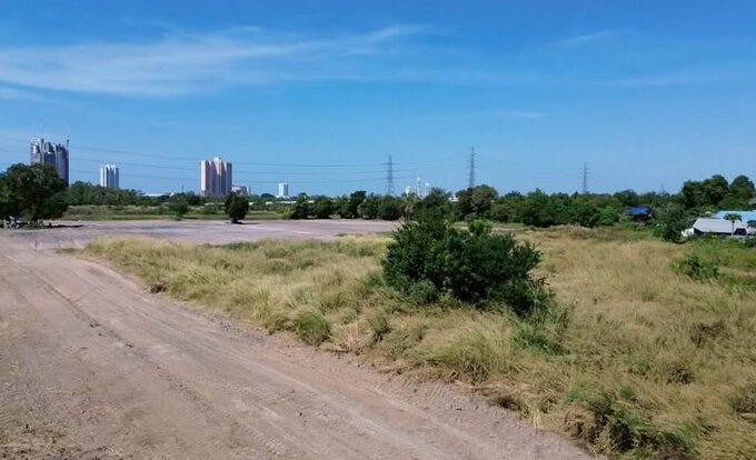 A Large Piece of  Land in Pattaya, Huay Yai, in proximity to Motorway 7.