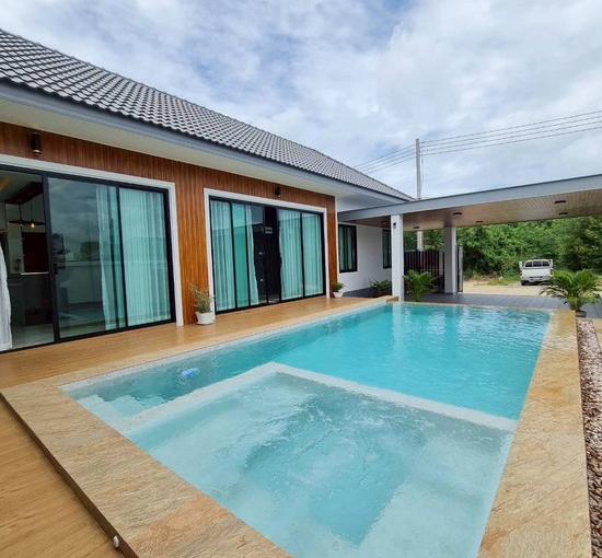 House featuring a private swimming pool located in Bang Saray beach side