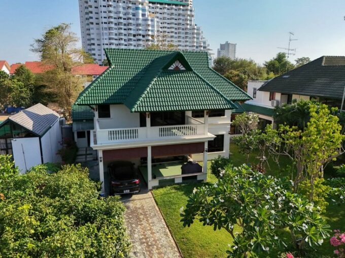 บ้านติดหาด บ้านติดทะเลนาจอมเทียนพัทยา