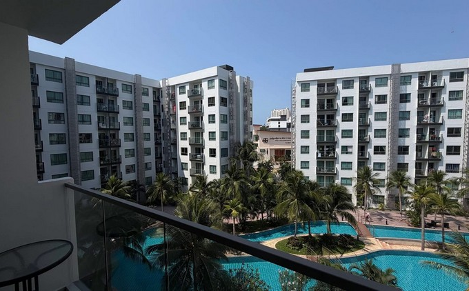 Arcadia Beach Resort Condo Pattaya 2bedrooms for Sale