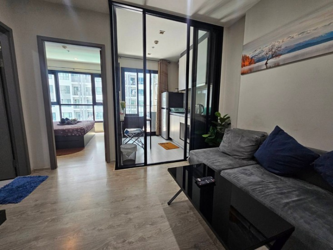 The Base Central Pattaya with Pool View for Sale