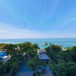 Zire Wongamat Pattaya condo 1bedroom 1bathroom A Tower with direct sea view