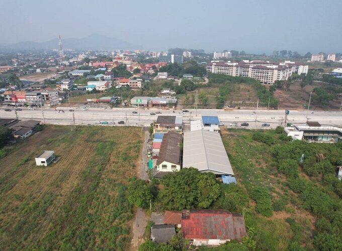 Vancant land close to Bang Saray beach, neighboring Sukhumvit Road, Bang Saray-Pattaya