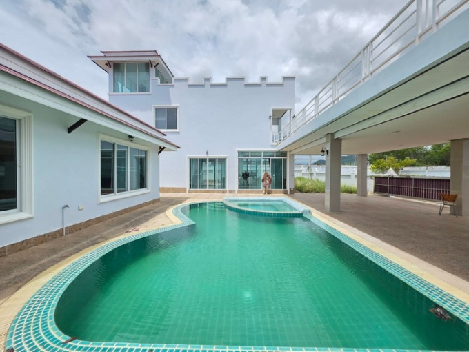 Pool VIlla in Bang Saray with Sea View