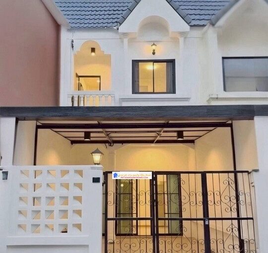 Townhouse ซอยอรุโณทัยพัทยา