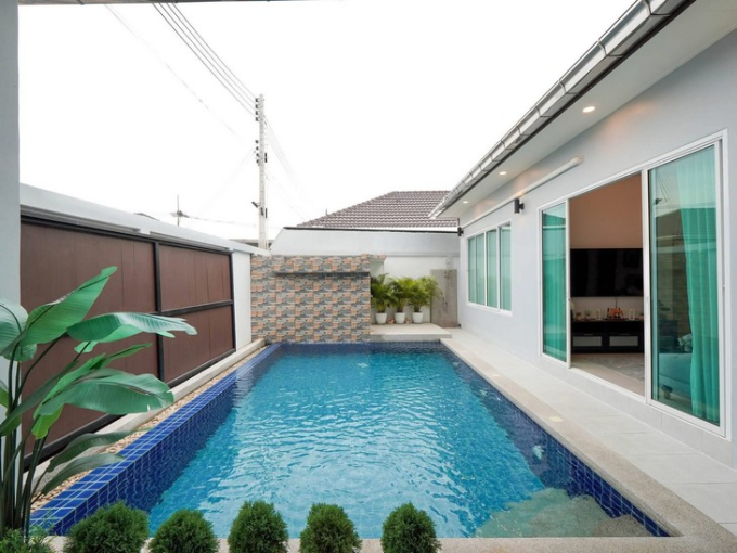 pool villa in huay yai pattaya