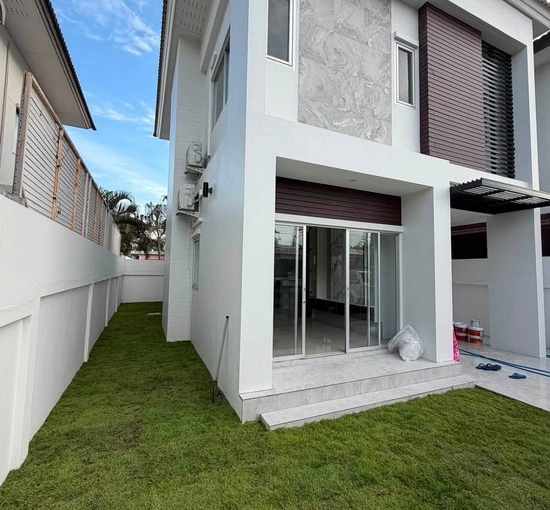 Patta Village in Soi Siam Country Club for Sale13