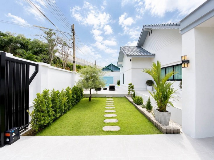 Pool Villa in Pattaya City 18for Sale