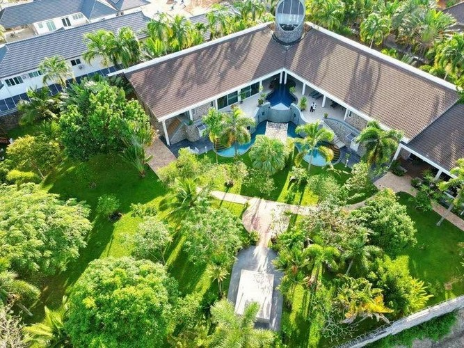 Luxury Pool Villa House near Mabprachan Lake Pattaya